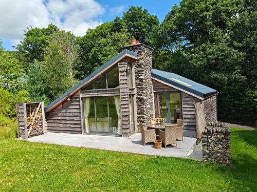 Kendal House | The Badger's Shack