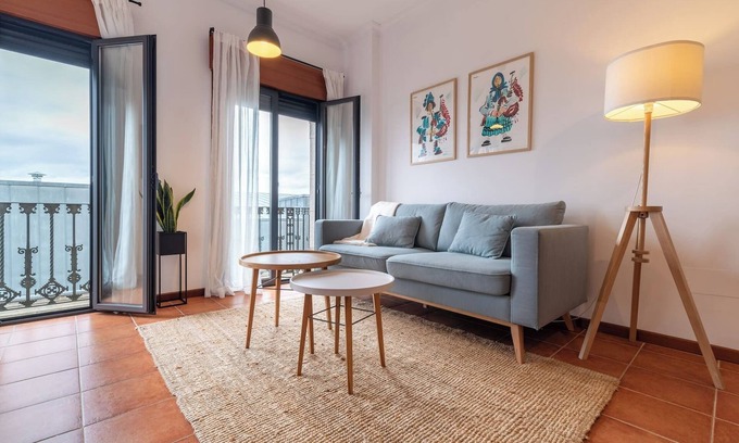 Vigo Apartment | The balcony of Berbes