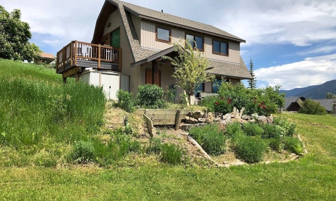 East Kootenay House | The Barn at Forest’s Edge