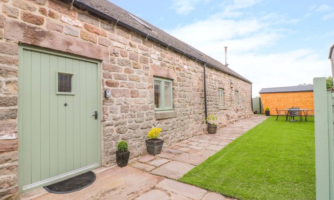 Crich Cottage | THE BARN, family friendly, with open fire in Wirksworth