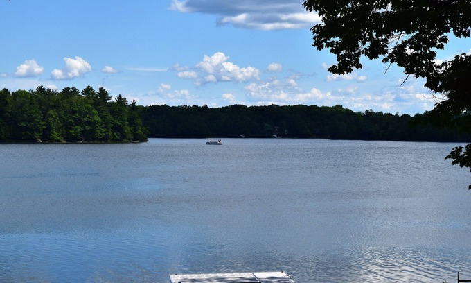 Traverse City House | The Bass Lake Lodge - Traverse City's year-round slice of lake life Heaven!