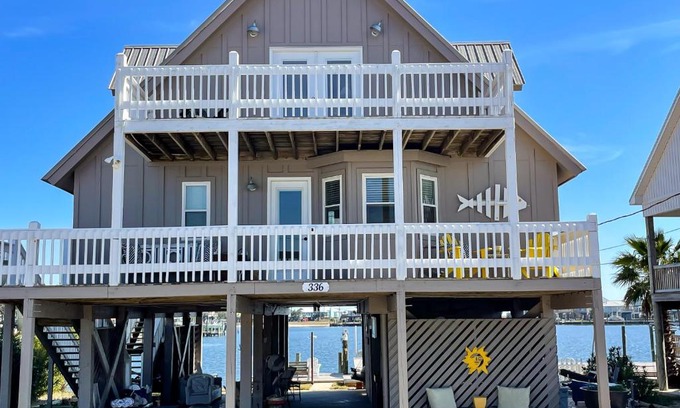 Royal Lagoons House | The Bay House
