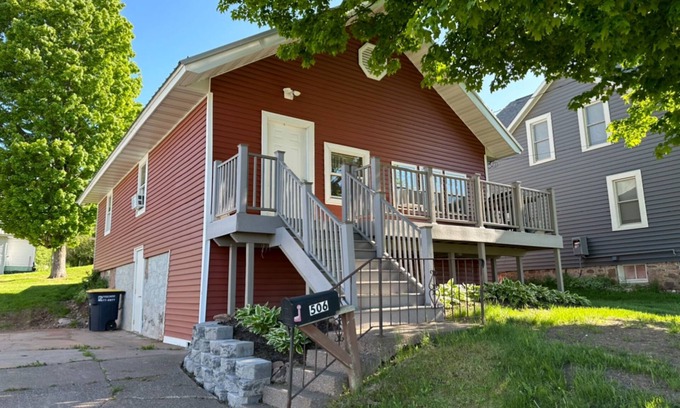 Ironwood House | The Bear Den - Lovely 2 Bedroom 1 Bath home close to skiing, snowmobiling & more