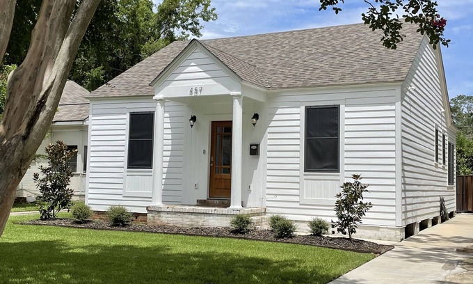Mid City South House | The Beverly- Located in the Heart of Midcity!