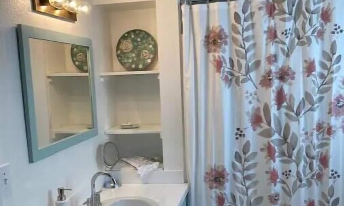 Snohomish House | The Bicycle House - Includes Free Bike Use
