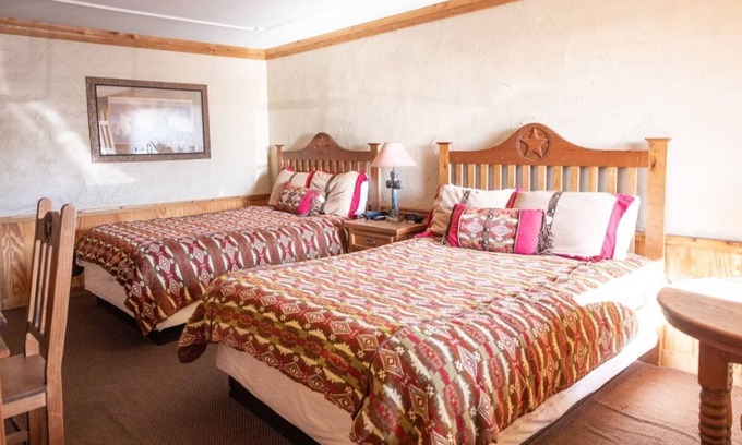 Amarillo Apartment | The Big Texan Double 231