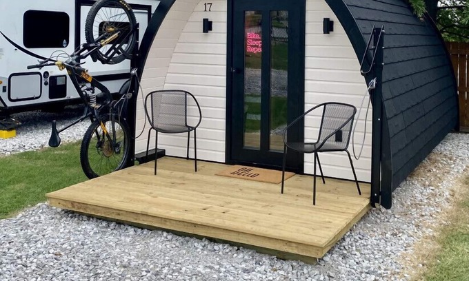 Bentonville Cabin | The Bike Inn #17, Mulberry River Cabin