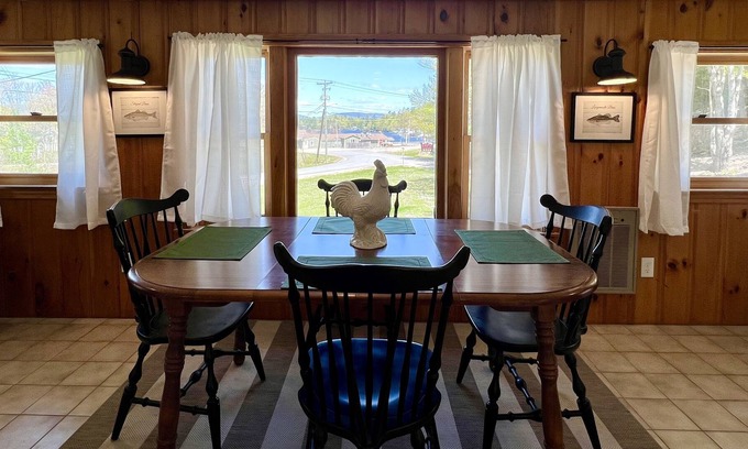 Bristol Cottage | The Birchwood Cottages on Newfound Lake B - PRIME LOCATION- across from beach!