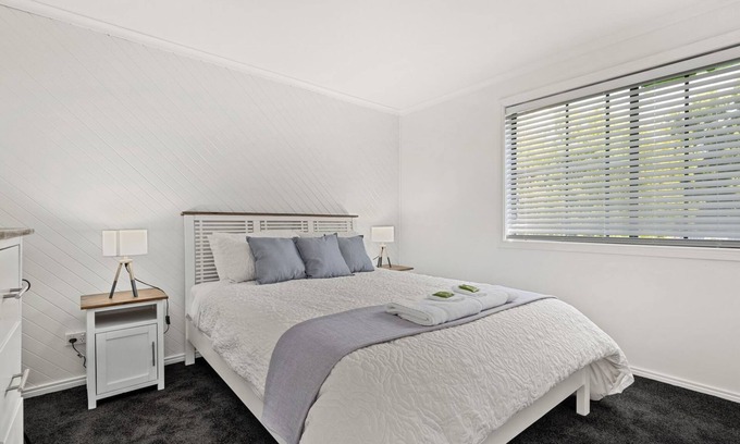 Bright House | The Black Door Bright, Victoria