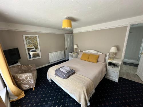 Dursley Hotel | The Black Horse Inn