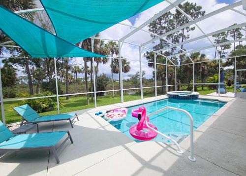 Palm Harbor House | The Blue Heron
