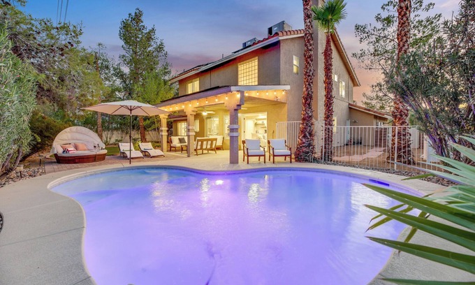 Las Vegas House | The Blue Lagoon: Where Space, Style and Comfort collide!