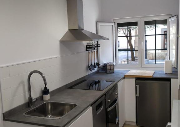 Cimadevilla Apartment | The Blue Nest
