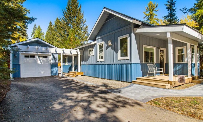 McCall House | The Blue Roost