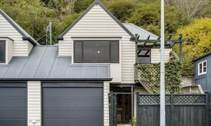 Ahuriri House | The Boat House - Ahuriri