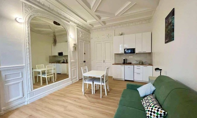 Chatou Apartment | The Boudoir - Close to Paris