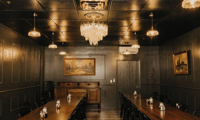 Wallace Hotel | The Brooks Hotel