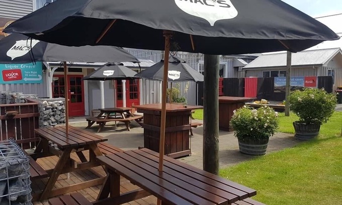 Methven Hotel | The Brown Pub