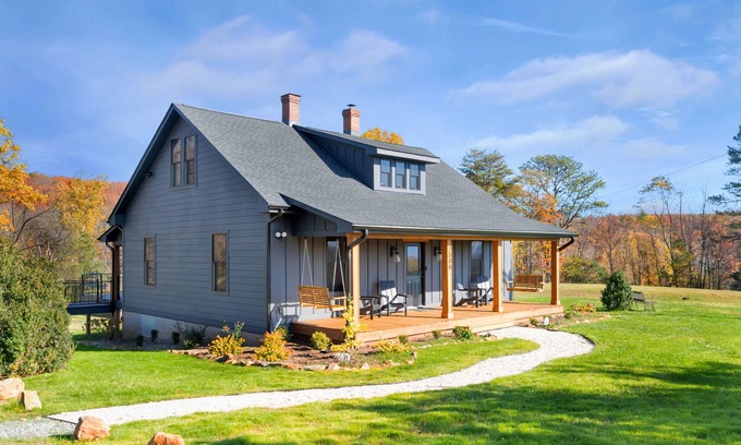 Afton Cottage | The Bungalow at Afton Mountain Retreat