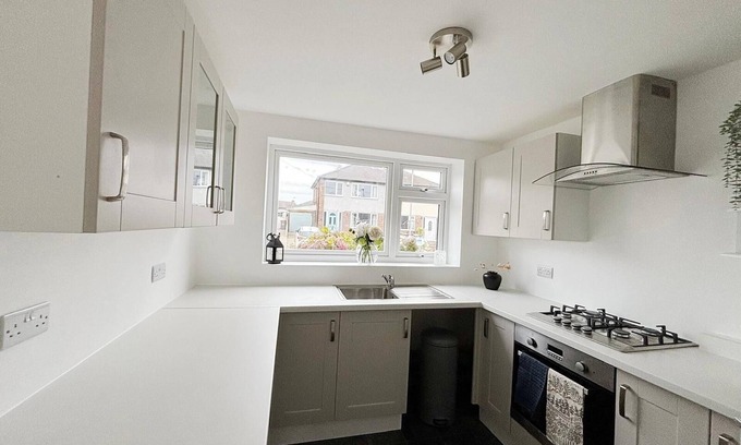 Wakefield House | The Bungy - A quiet and cosy couples retreat and central to Yorkshire