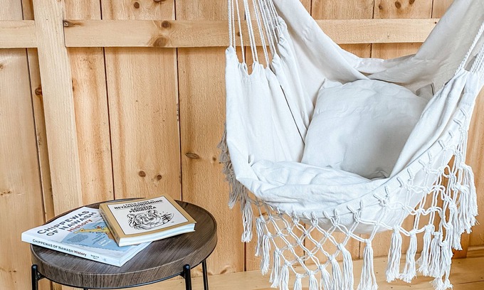 Neyaashiinigmiing 27 Cabin | The Bunkie (off-grid) | Neyaashiinigmiing
