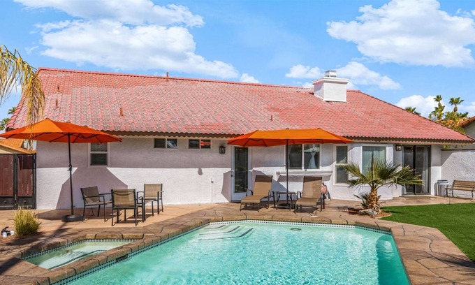 Bermuda Dunes House | The Butler Made Me Do It