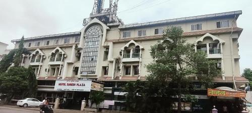 Nashik Hotel | The Byke Suresh Plaza