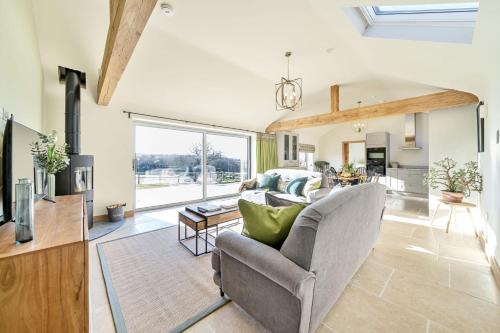 Holditch House | The Byre Dorset