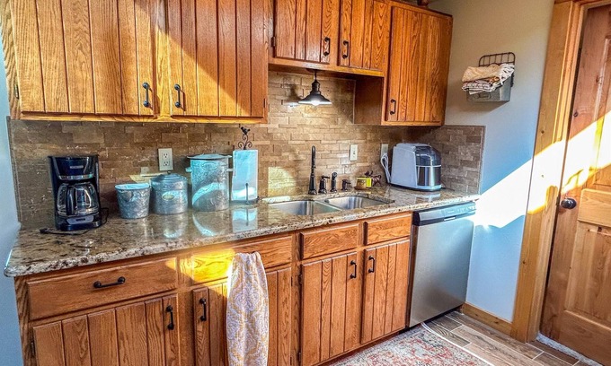 Florissant House | The Cabin in the Aspens - Memories are made here!