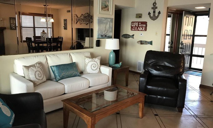 Lake Hamilton Condo | The Catalina! Best views on Lake Hamilton! BEST Location! WATER FRONT with Pool!