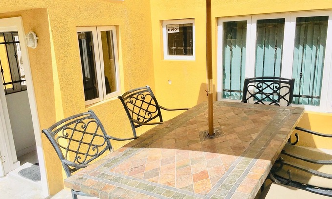 Callendar Apartment | The Central Hideaway