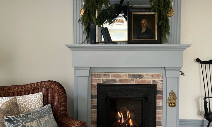 Prince Edward House | The Chapel Street Guesthouse in Downtown Picton