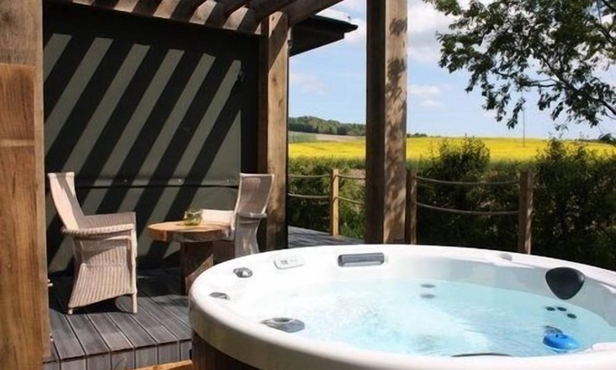 Wallingford Cabin | The Chilterns View