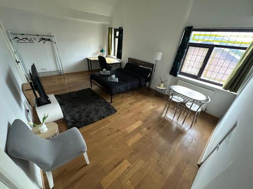 Droylsden House | The Church V