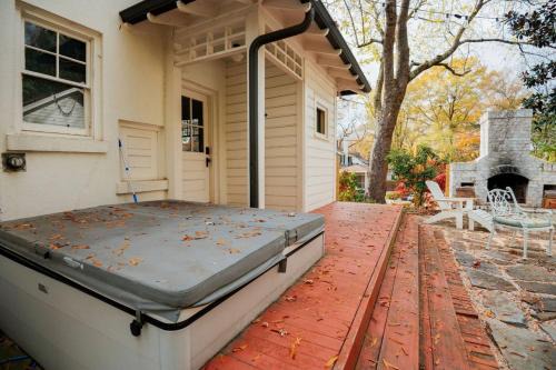 Greensboro House | The Cinderella House