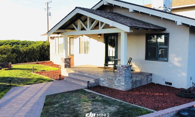 Porterville House | "The Citrus House on the Prairie"nFARM STAY RETREAT