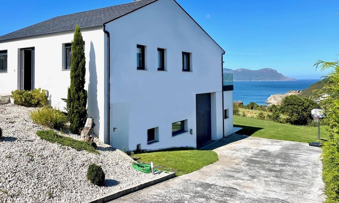 Ortigueira House | The Cliffs - Celtigos Blue Marine