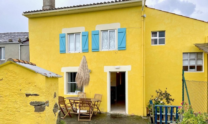Ortigueira House | The Cliffs - Le Village Sarridal