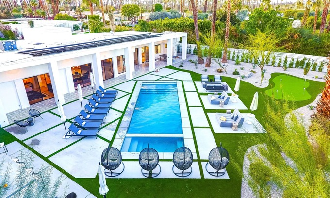 Rancho Mirage House | The Club Estate: On Golf Course, Mini Golf & Games