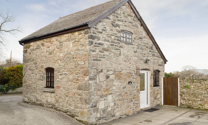 Betws yn Rhos Cottage | The Coach House at Old Vicarage Cottage