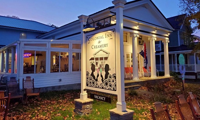Watkins Glen Hotel | The Colonial Inn & Creamery