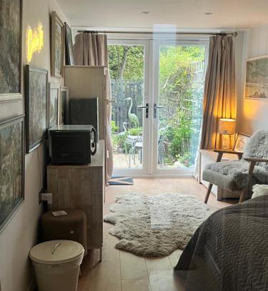Bonnybridge Apartment | The Coorie Inn @ Portobello, Edinburgh’s Seaside.