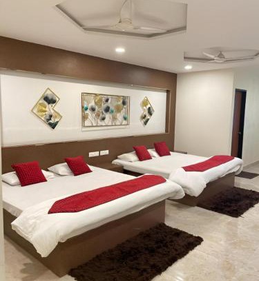 Thumukunta Hotel | THE COSY INN