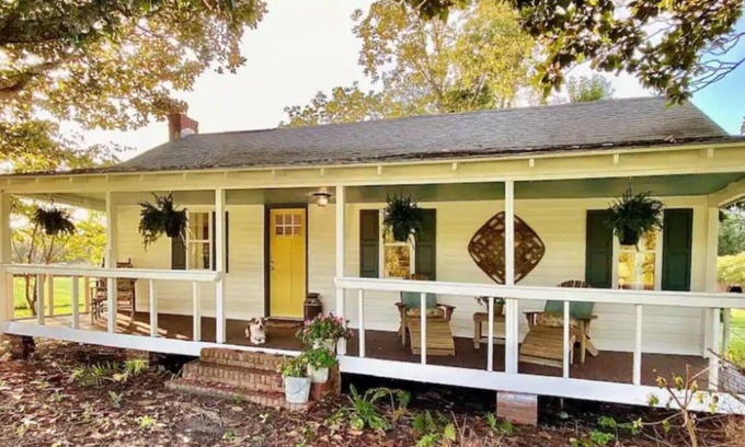 Newport Cottage | The Cottage, a place the whole family will enjoy!