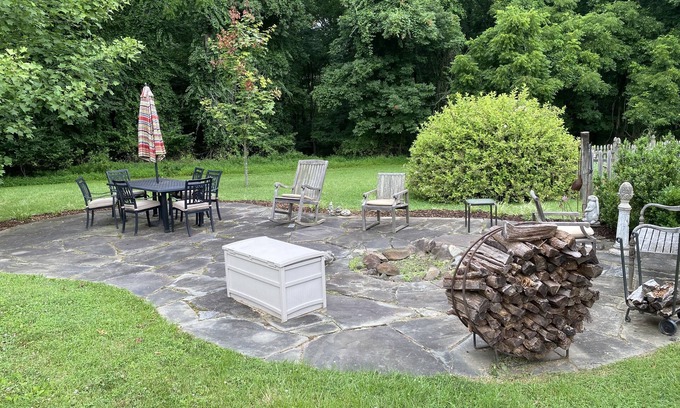 Blue Ridge Cottage | The Cottage at Oakland Green Farm