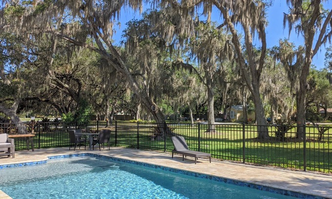 Fruitville House | The Cottage at the Roost, SRQ Ranch Paradise