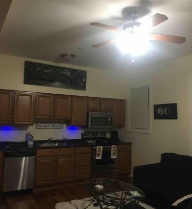 Niskayuna Apartment | The couples home