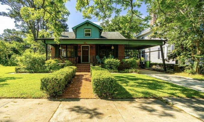 New Bern House | The Cozy Bear Bungalow