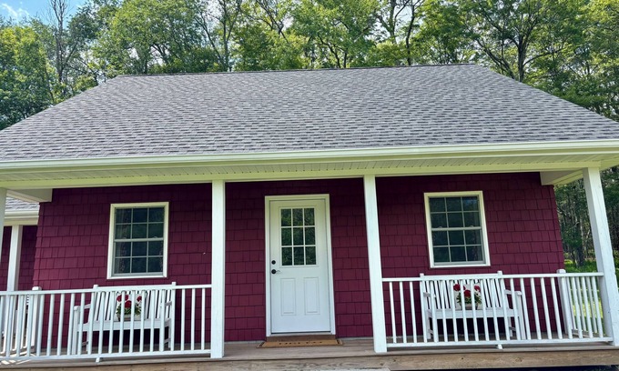 Ferndale Cottage | The Cozy Cardinal: Country Cottage with 2 Bedrooms, 1 Bedroom, Heat and AC