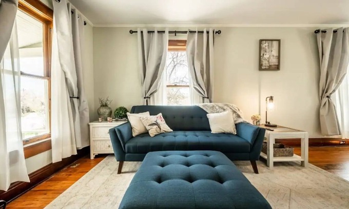 Colorado Springs House | The Cozy Chestnut Bungalow